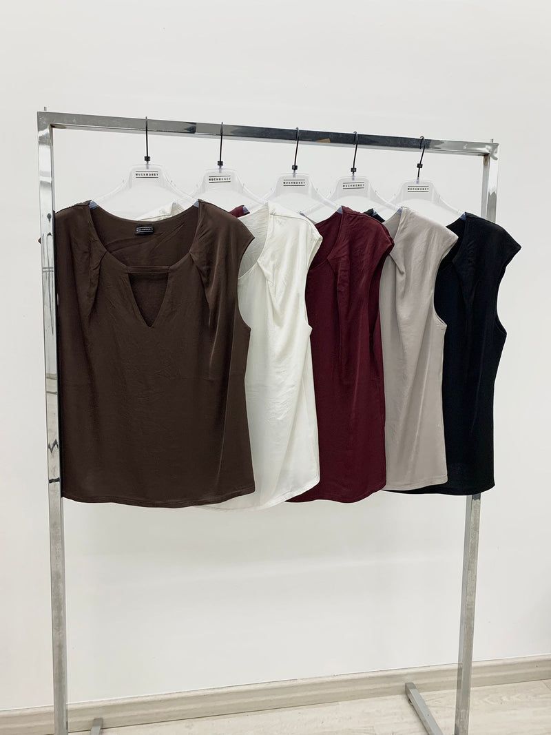 top satin dettaglio frontale