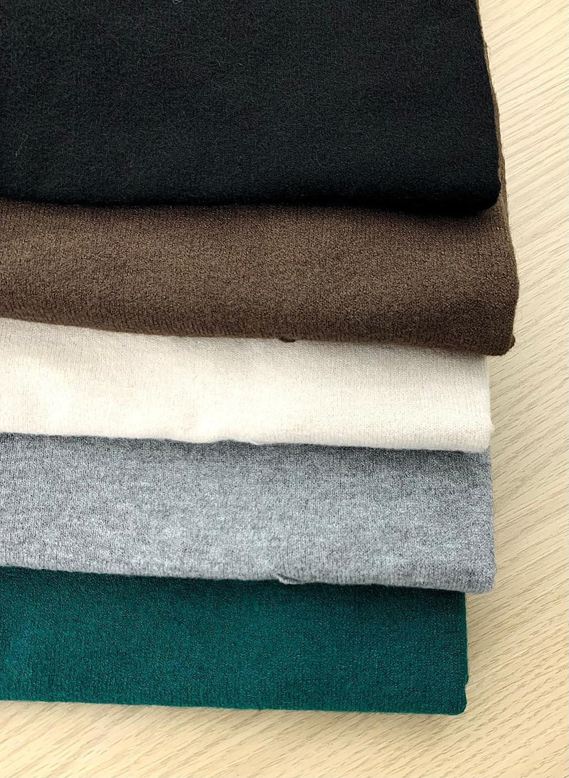 maglia scollo v ampia