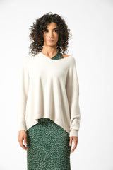 maglia scollo v ampia