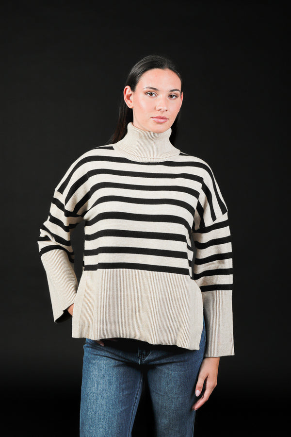 maglia collo alto a righe
